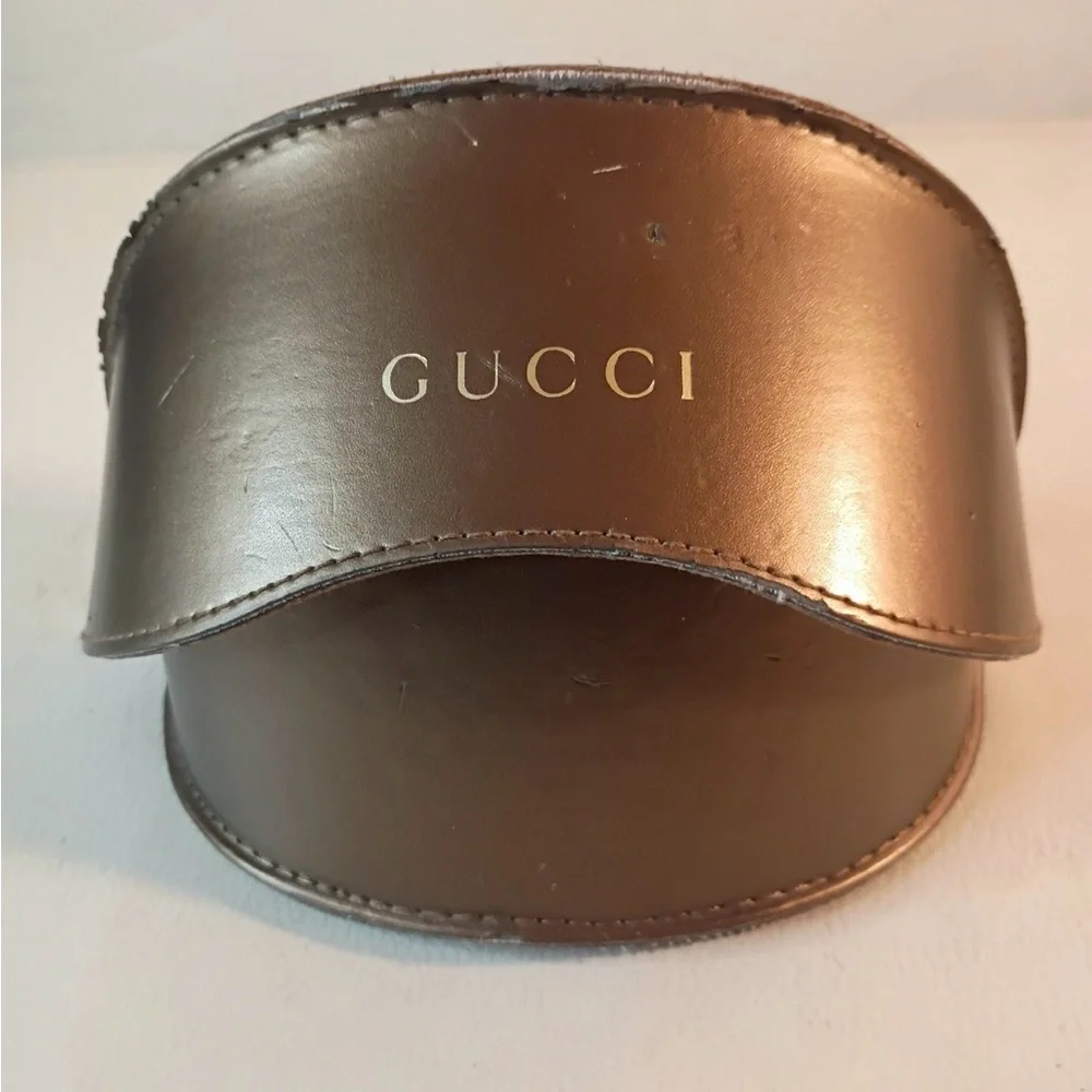 Gucci black frame sunglasses authentic with case - Picture 6 of 8